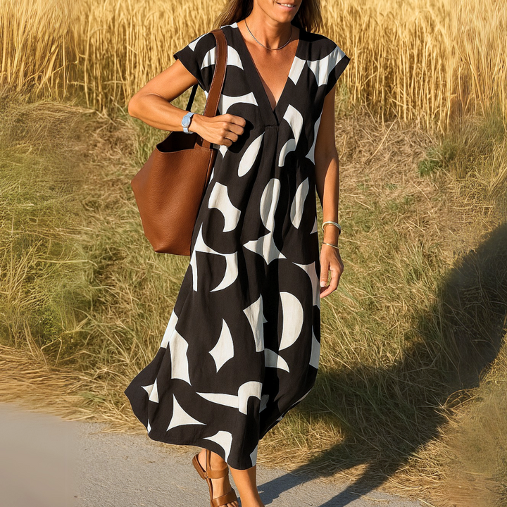Valerie | Robe Ajustée à Col en V