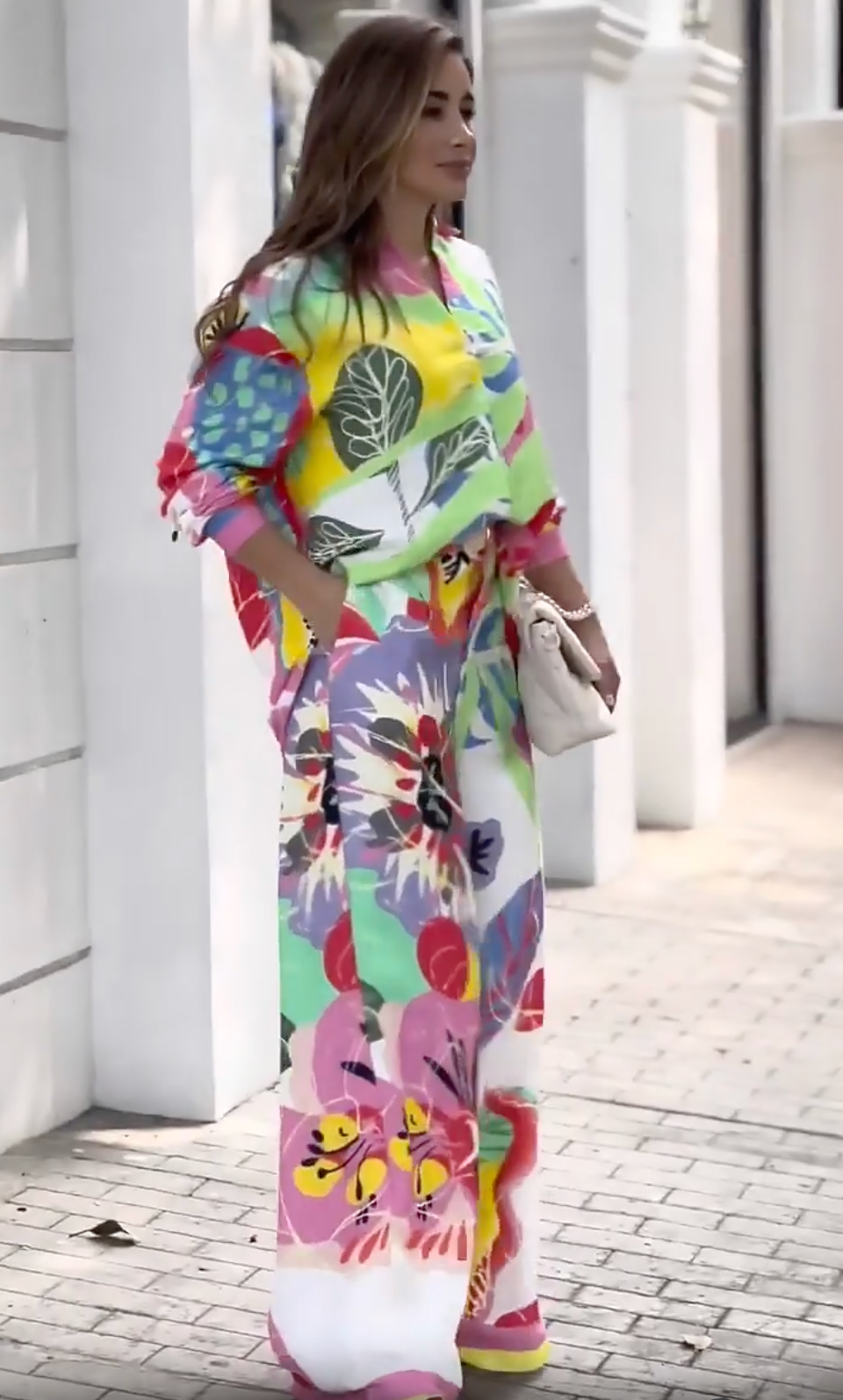 ÉCLAT™ | Ensemble Fluide Pop-Art – Éclat d’Été & Confort Chic