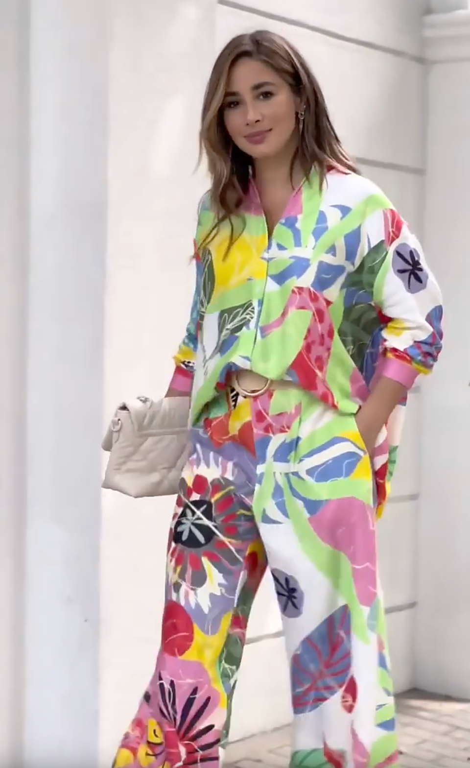 ÉCLAT™ | Ensemble Fluide Pop-Art – Éclat d’Été & Confort Chic