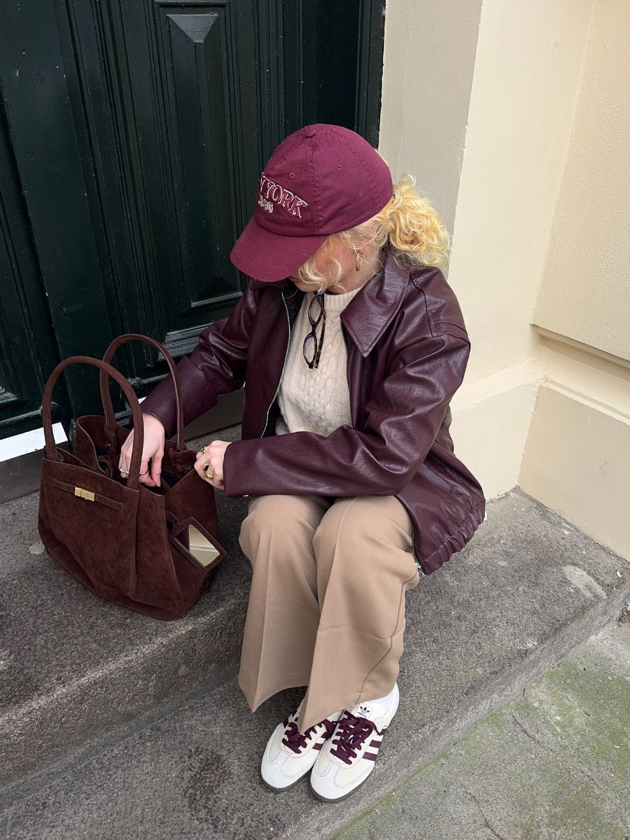 Veste Emmy – L’indispensable pièce cuir au twist moderne