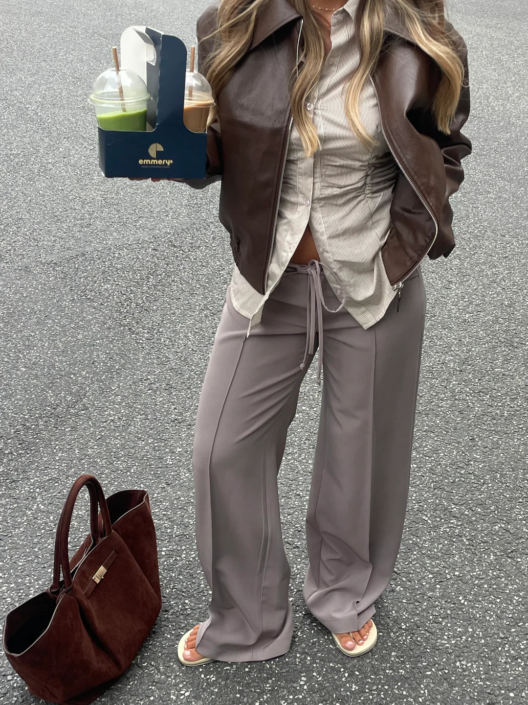 Veste Emmy – L’indispensable pièce cuir au twist moderne