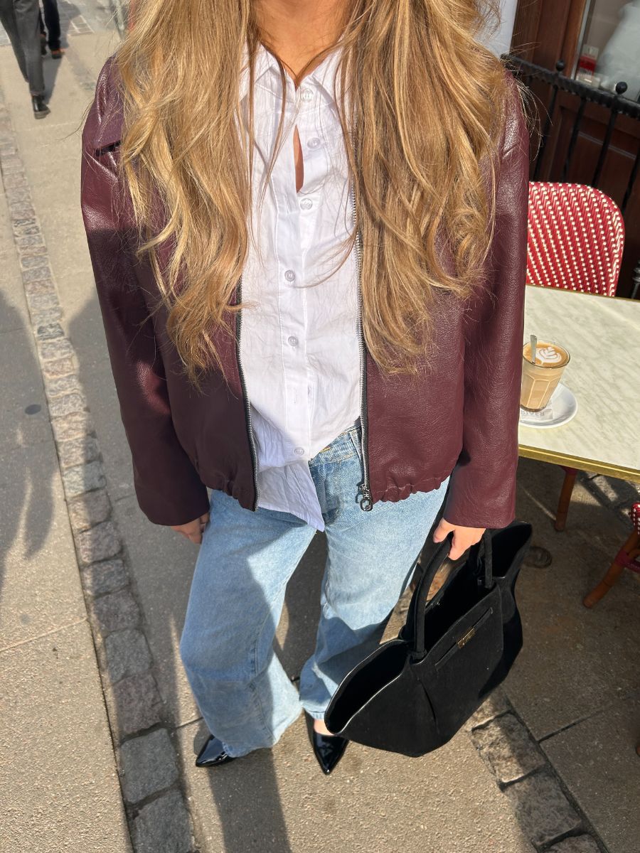 Sac Lily – Élégant sac bandoulière Noir avec détails dorés