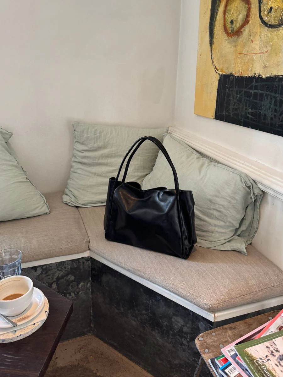 Mone Sac Bandoulière Noir – Élégance Intemporelle