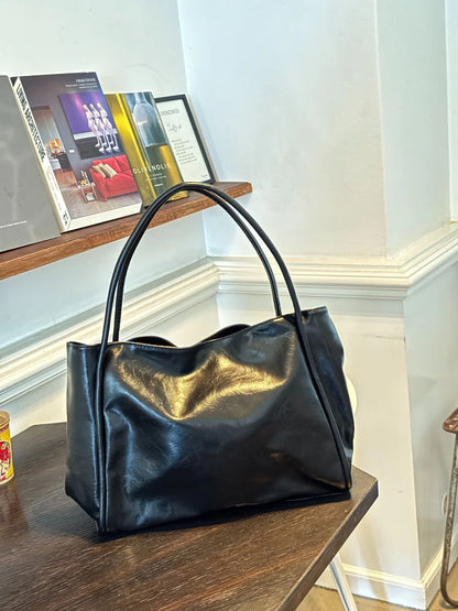 Mone Sac Bandoulière Noir – Élégance Intemporelle