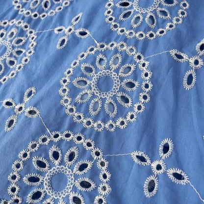 Eclat™ |Robe longue brodée  Épaules volantées et lien au dos