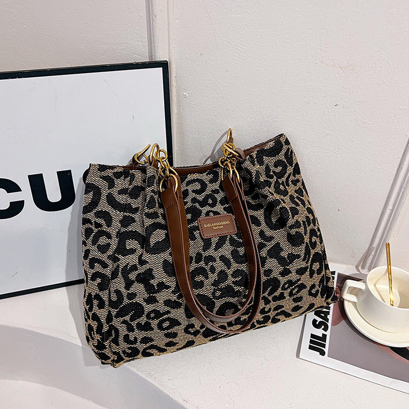 Sac Épaule Léopard – Élégance Sauvage