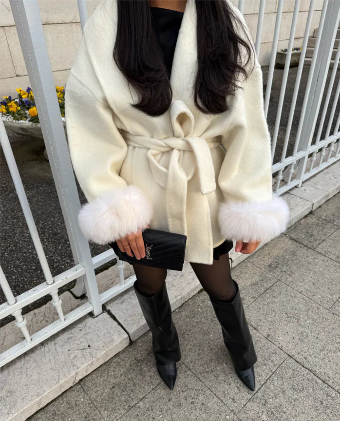 Éclat™ – Manteau Élégant en Laine, Détails Fourrure Amovibles