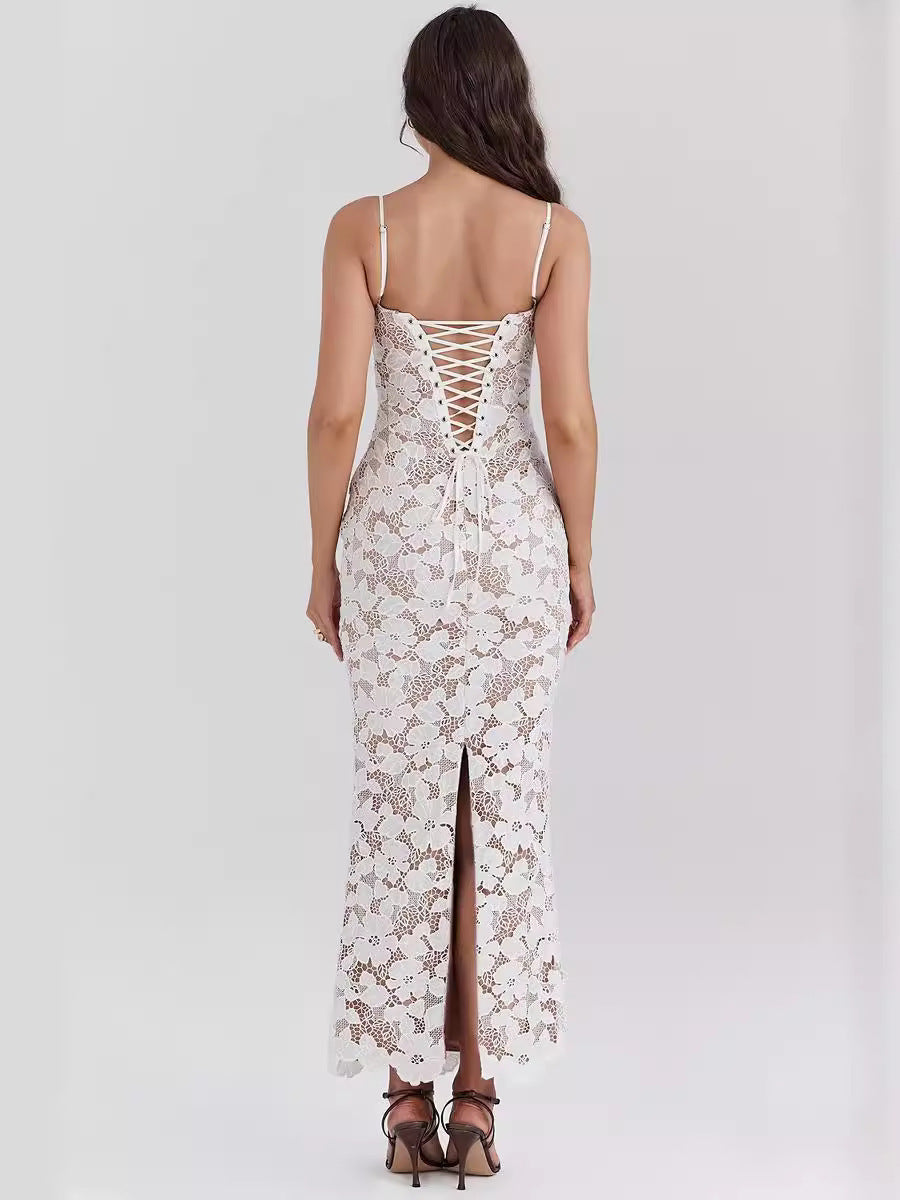 Eclat™ | Robe longue en dentelle florale avec dos lacé
